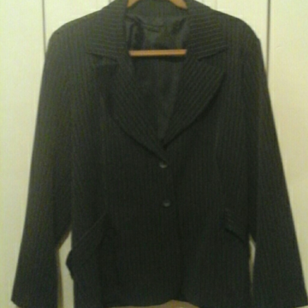 Courtney,  Pantsuit Black pinstripes  18
